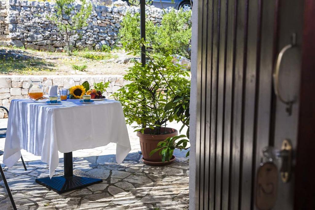 מונופולי B&B Pozzo Di Luce (Adults Only) מראה חיצוני תמונה